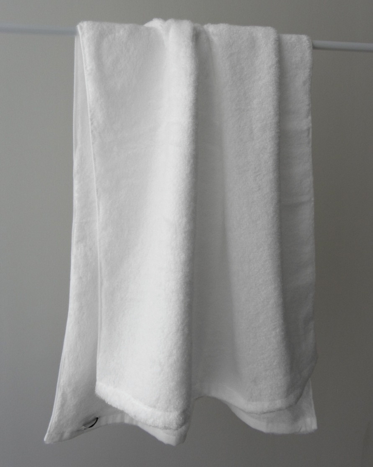 Zero-Twist Cotton Bath Towel